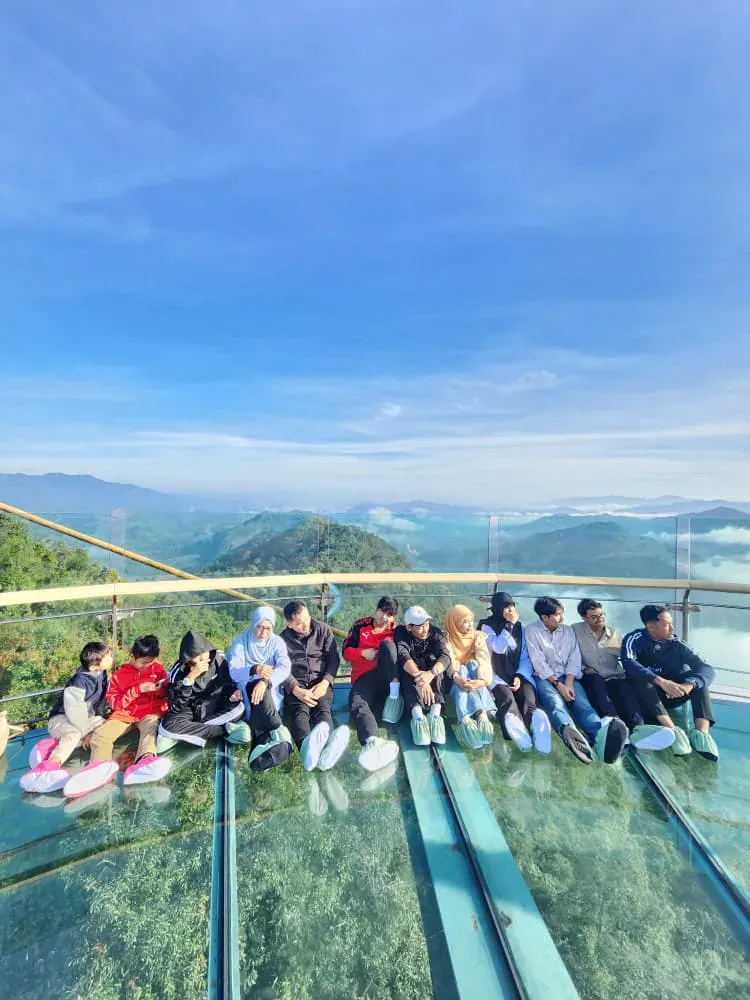 Destinasi pilihan Azzram Holidays